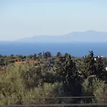 Pansion Filoxenia & Aparthotel Tsoukaladhes
