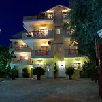 Pansion Filoxenia & Aparthotel 4*
