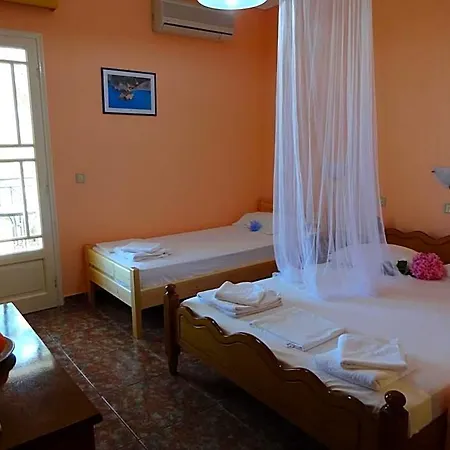 Pansion Filoxenia & Aparthotel 4*