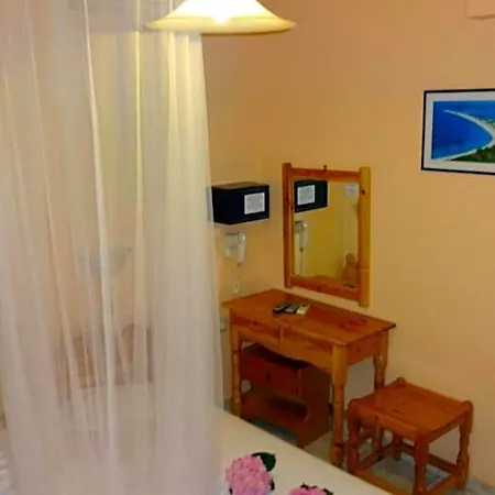Aparthotel Pansion Filoxenia &
