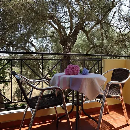 Aparthotel Pansion Filoxenia & 4*